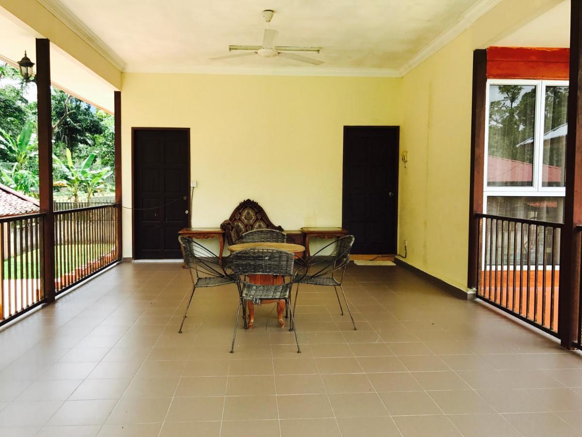Desa Kaloi Farmhouse Vila Batang Kali Exterior foto