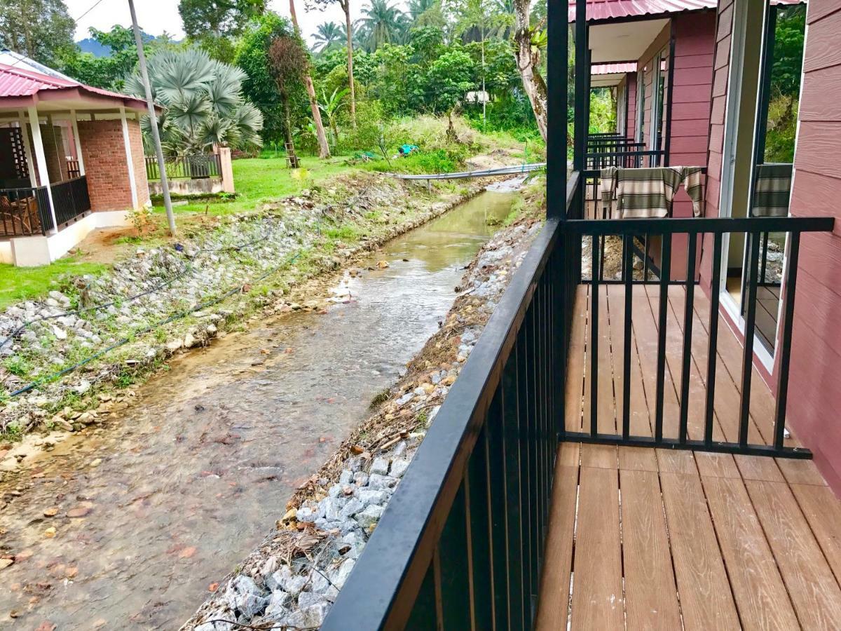 Desa Kaloi Farmhouse Vila Batang Kali Exterior foto